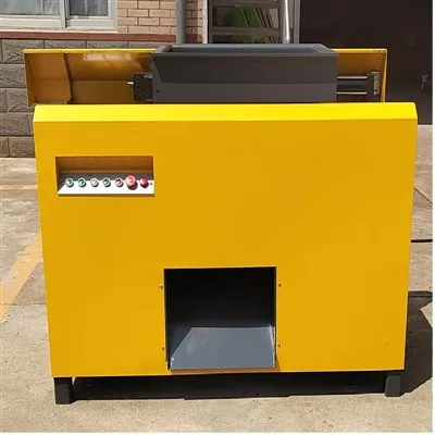 Машина для измельчения древесины и машина для шерстяной обработки древесины